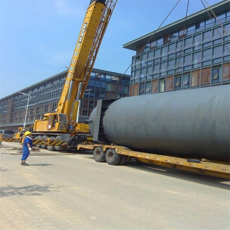 乡城大型吊装作业